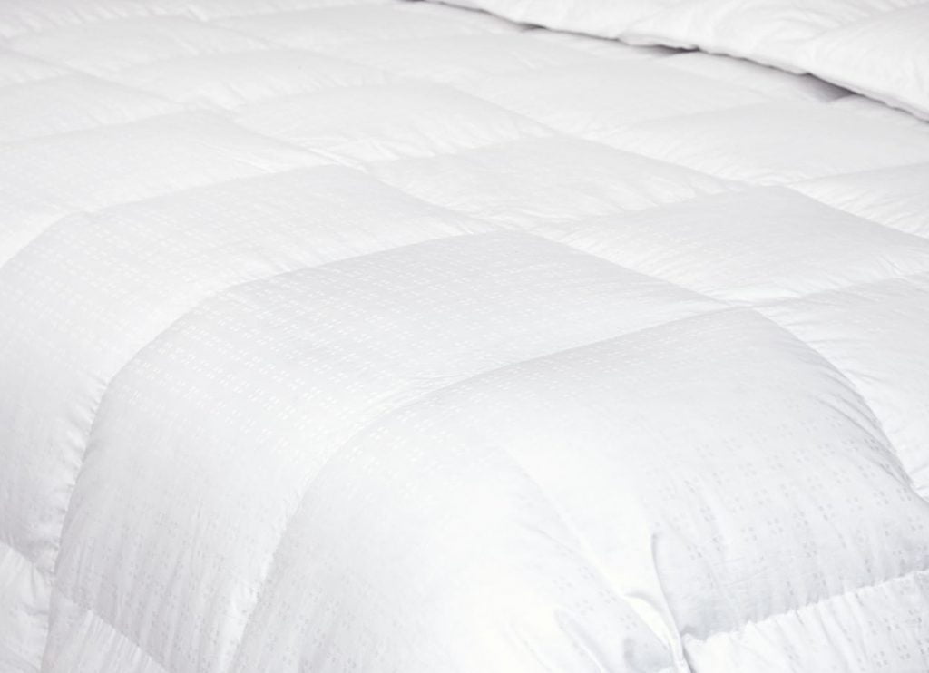Canadian Bundle (Pillows, Duvet and Mattress Topper) The Natural